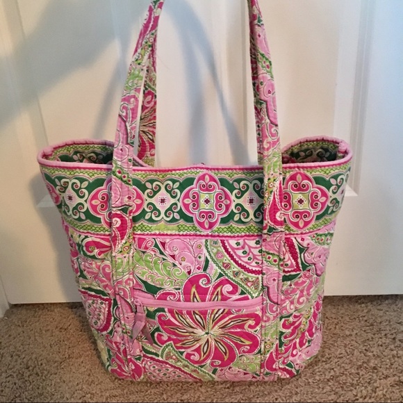 Vera Bradley Large Tote - Picture 5 of 8